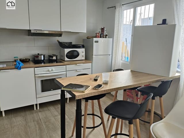 3 soveværelse Rækkehus til salg i El Chaparral - La Siesta - La Torreta, Torrevieja - € 179.000 (Ref: 9530434)