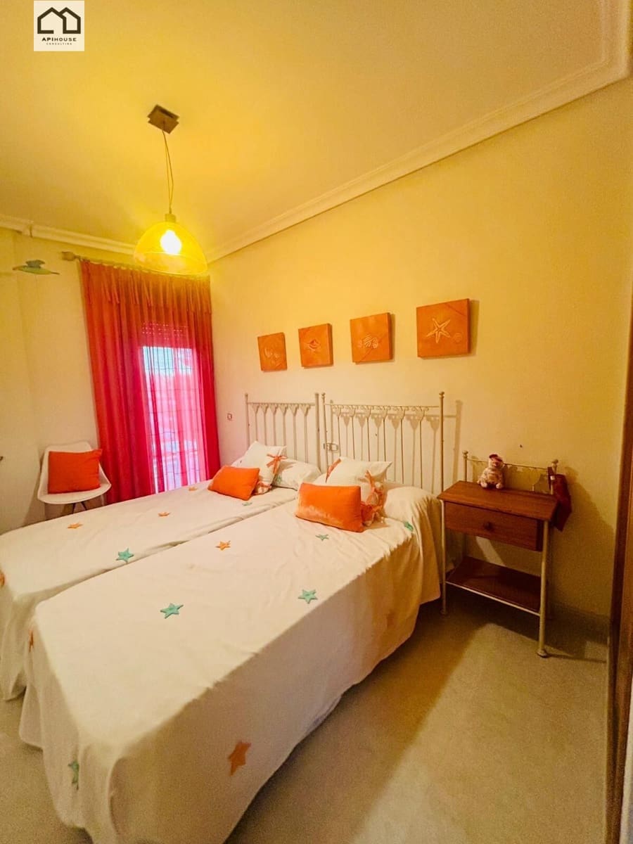 2 quarto Apartamento para venda em La Veleta com piscina - 293 000 € (Ref: 9535837)