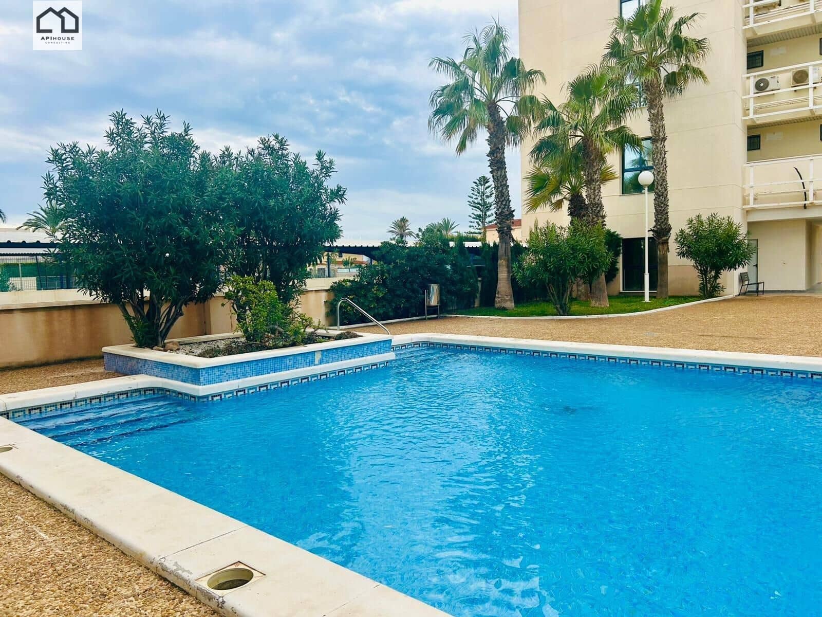 2 quarto Apartamento para venda em La Veleta com piscina - 293 000 € (Ref: 9535837)