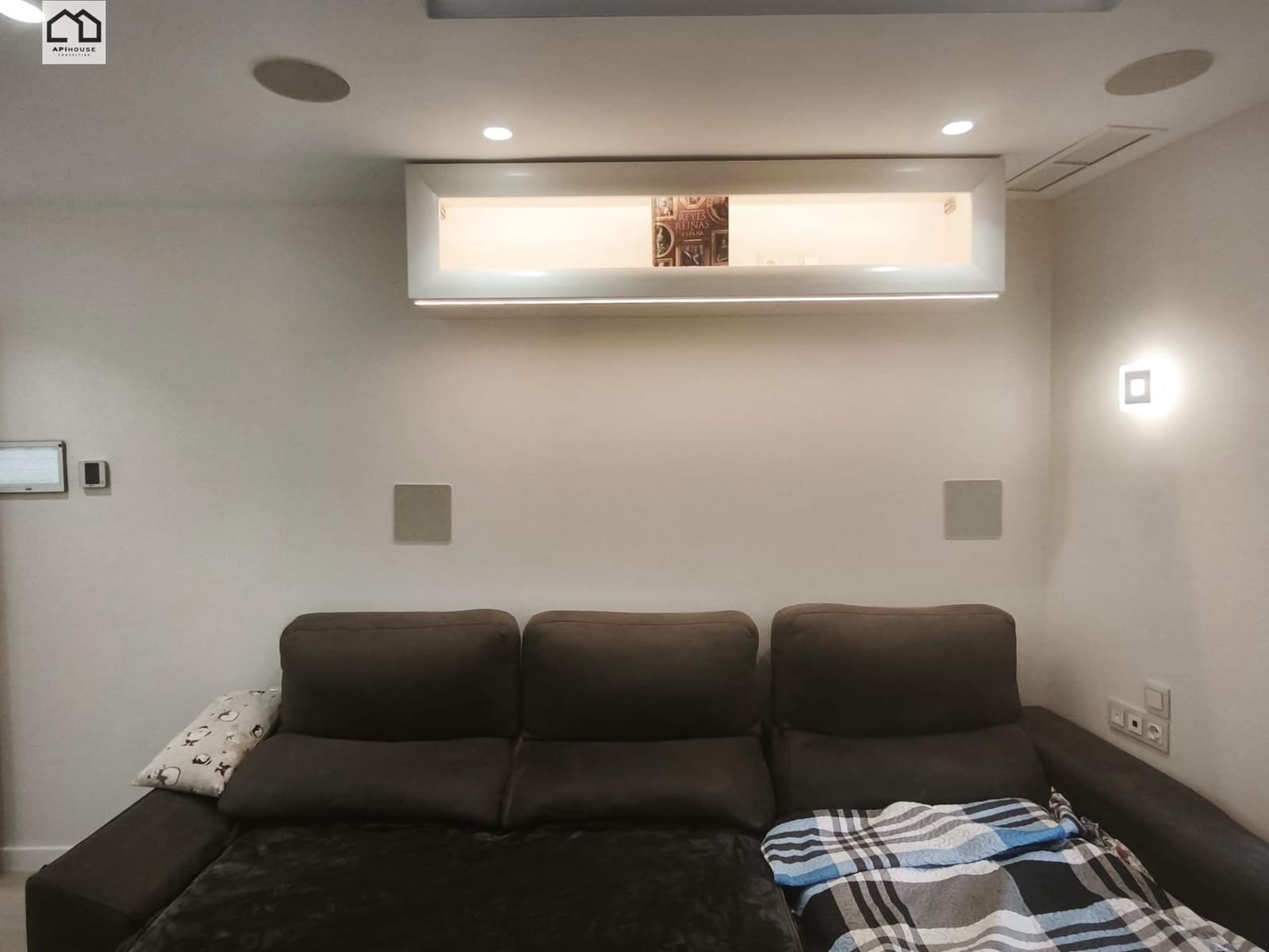 3 bedroom Flat for sale in Torrevieja with garage - € 355,000 (Ref: 9551913)