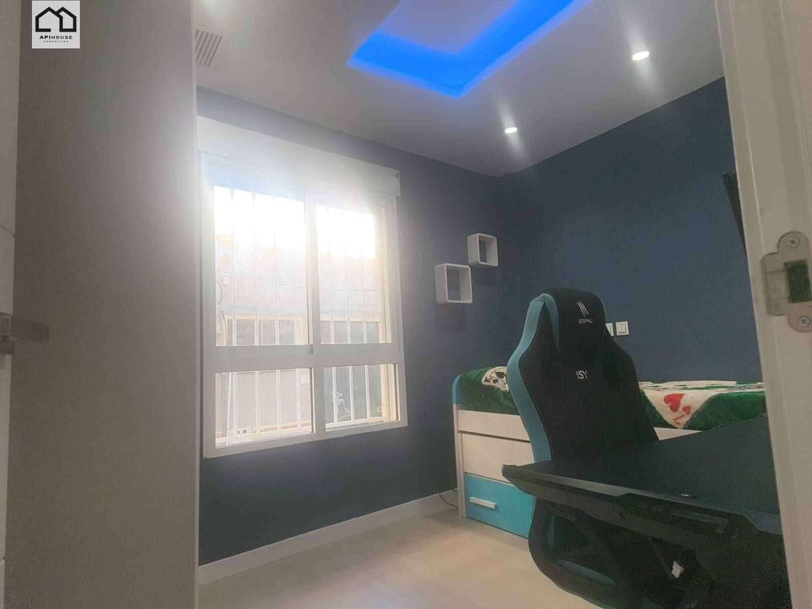 3 bedroom Flat for sale in Torrevieja with garage - € 355,000 (Ref: 9551913)