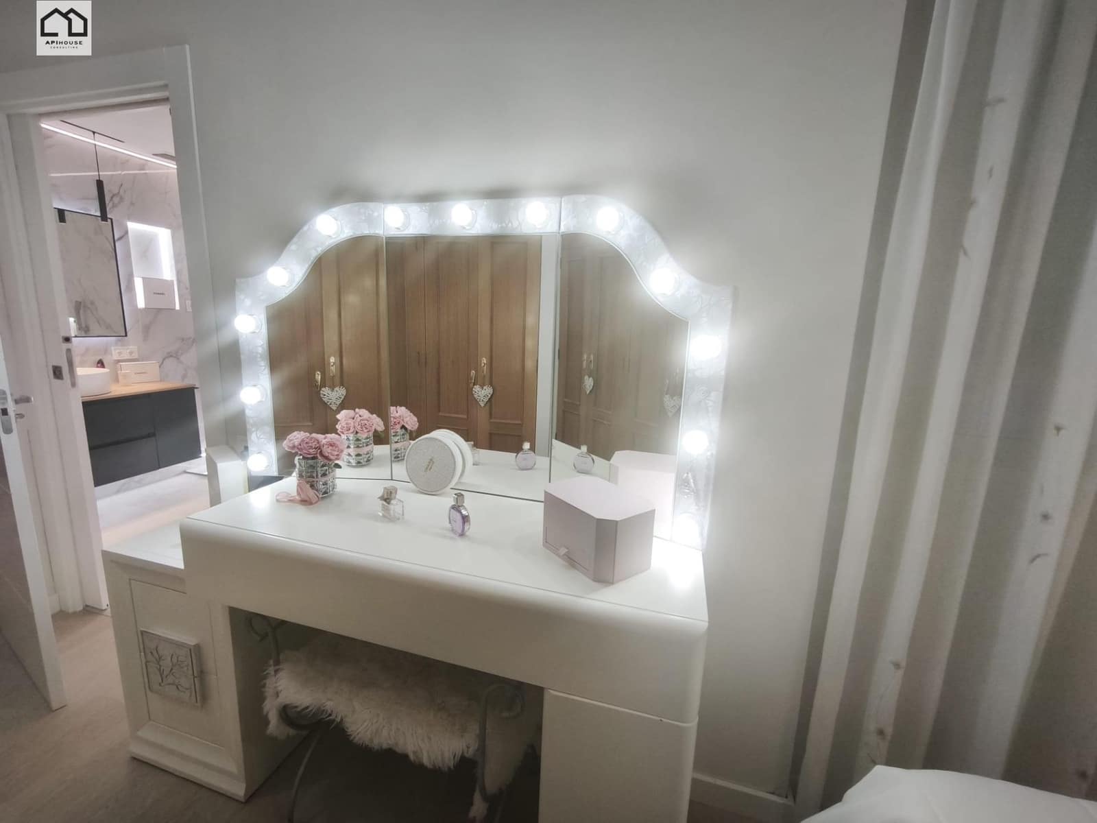 3 bedroom Flat for sale in Torrevieja with garage - € 355,000 (Ref: 9551913)