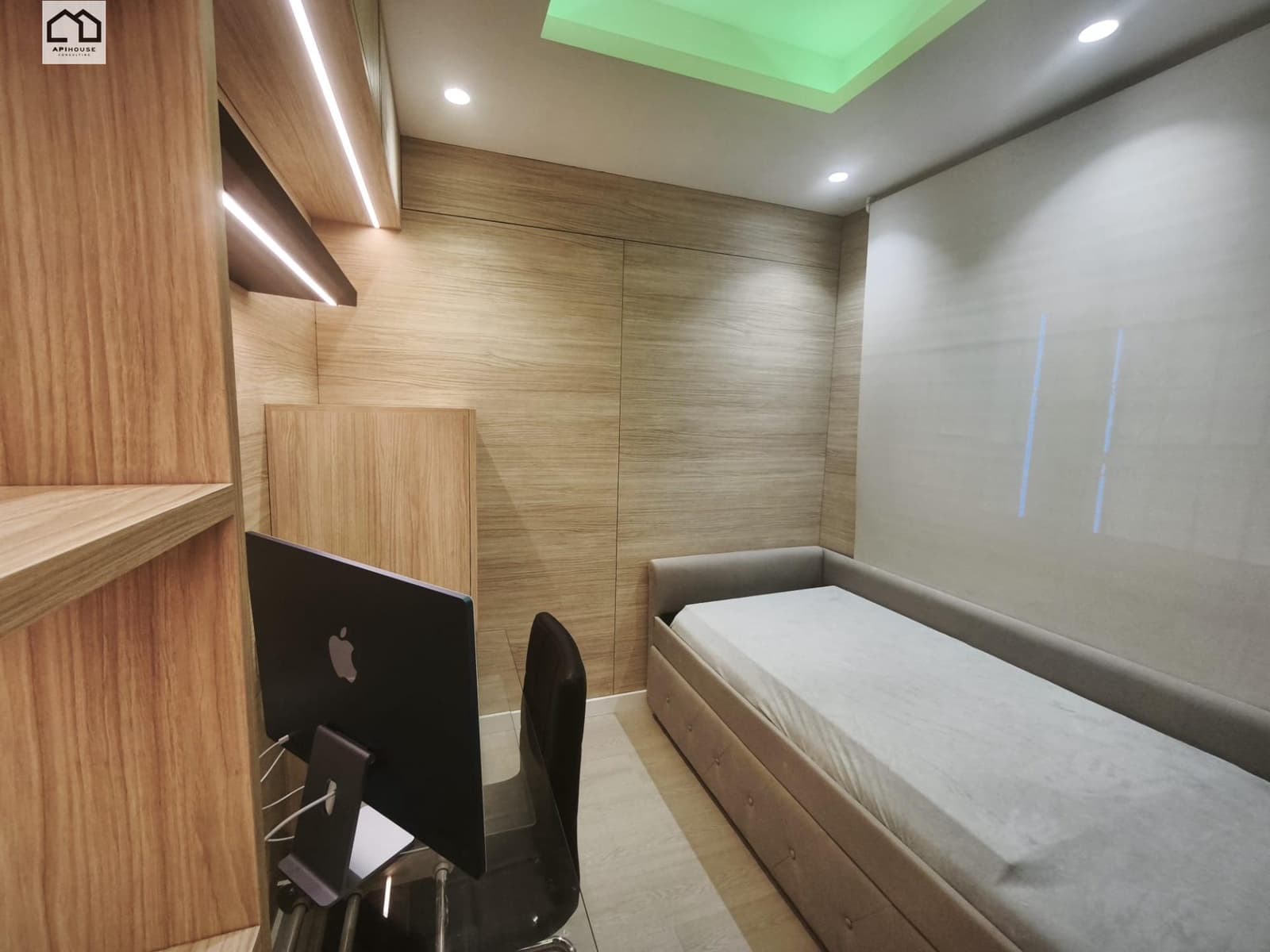 3 bedroom Flat for sale in Torrevieja with garage - € 355,000 (Ref: 9551913)