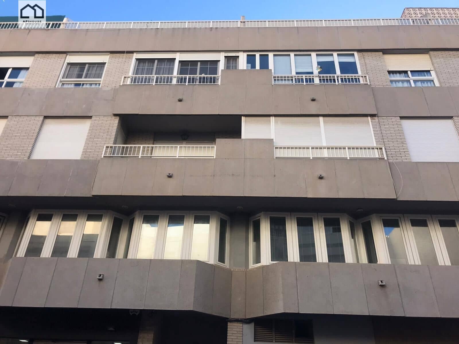 Asunto myytävänä paikassa Torrevieja - 440 000 € (Ref: 9605213)