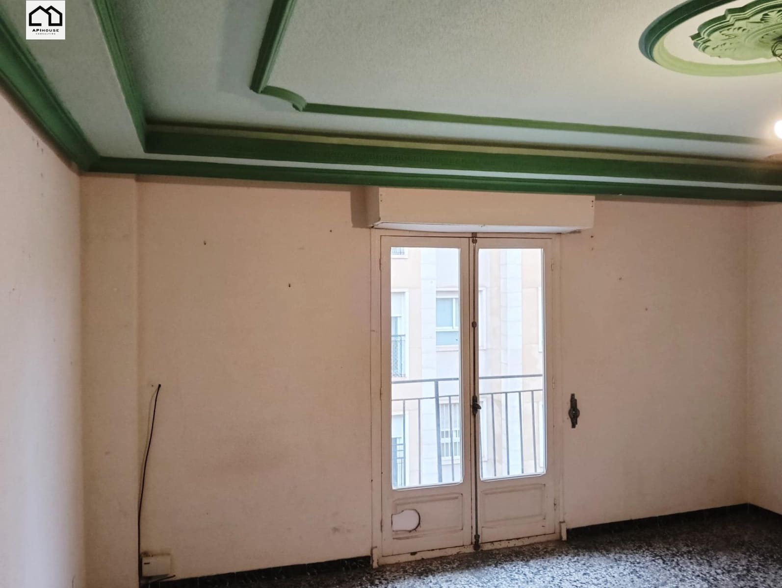 Apartamento de 4 habitaciones en Elche / Elx en venta - 126.000 € (Ref: 9674497)