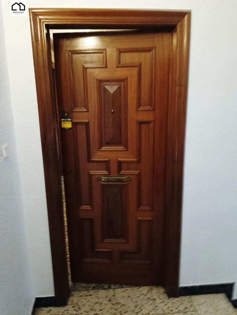 Apartamento de 4 habitaciones en Elche / Elx en venta - 126.000 € (Ref: 9674497)