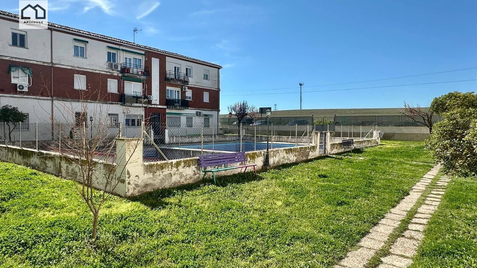 3 bedroom Flat for sale in Maqueda - € 43,500 (Ref: 9691151)