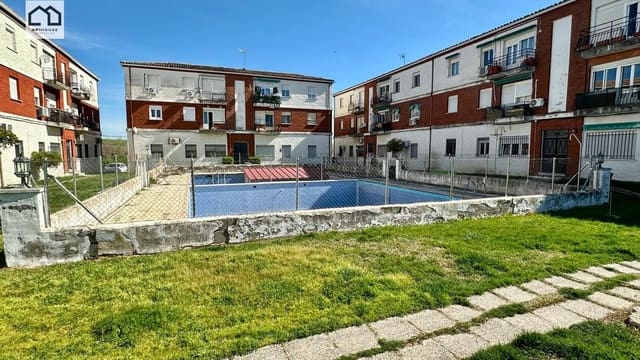 3 bedroom Flat for sale in Maqueda - € 43,500 (Ref: 9691151)