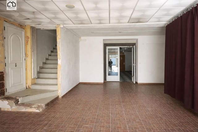 3 sovrum Företag till salu i Blue Lagoon med pool garage - 375 000 € (Ref: 9702134)