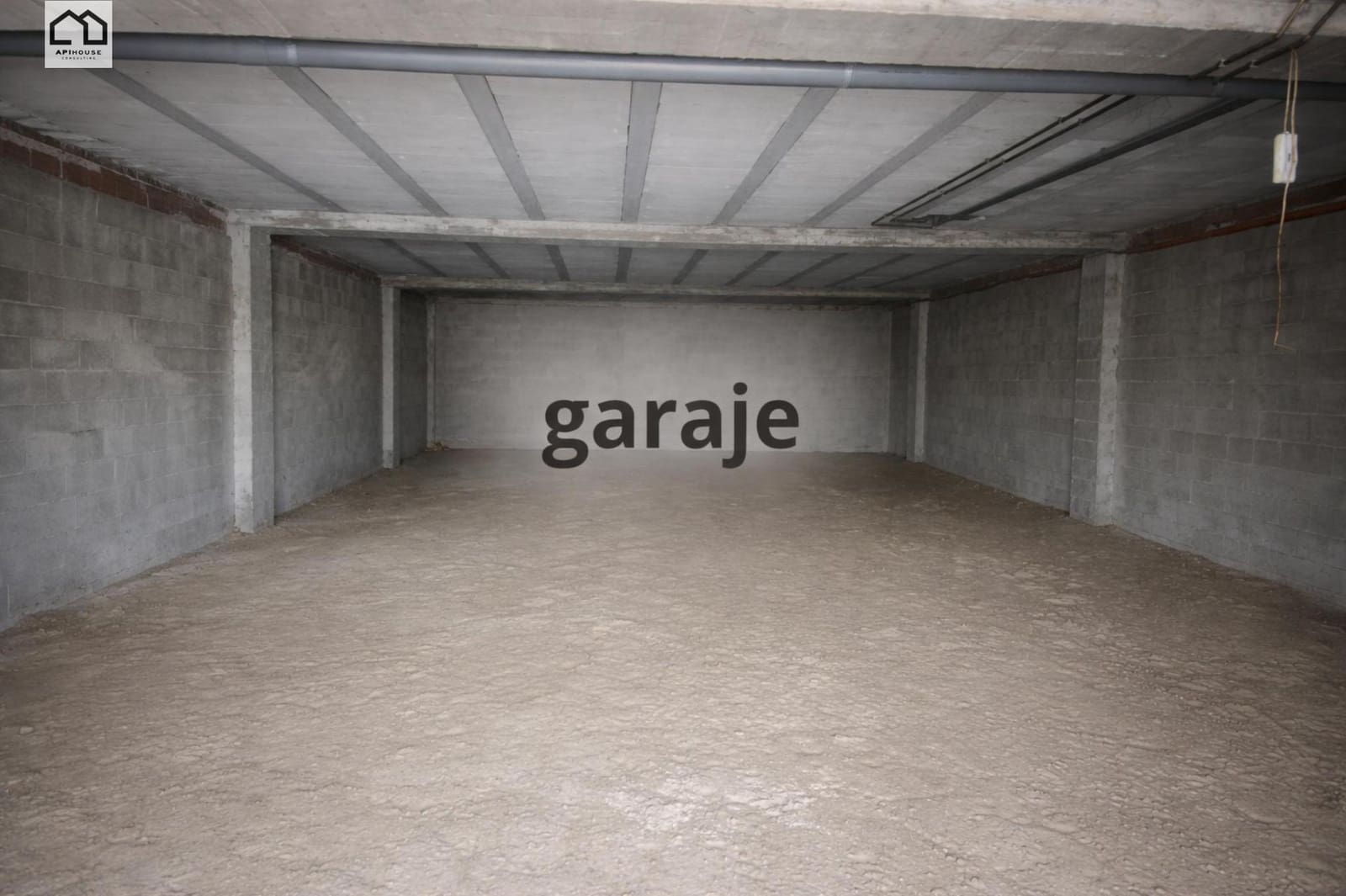 3 sovrum Företag till salu i Blue Lagoon med pool garage - 375 000 € (Ref: 9702134)