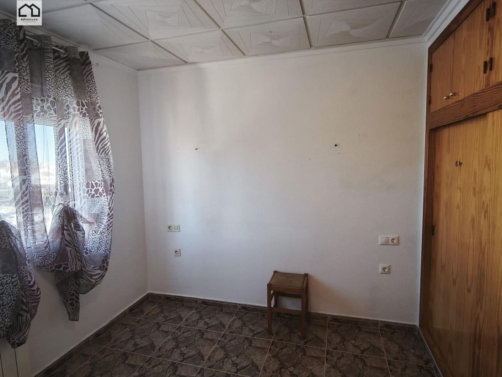 3 sovrum Företag till salu i Blue Lagoon med pool garage - 375 000 € (Ref: 9702134)