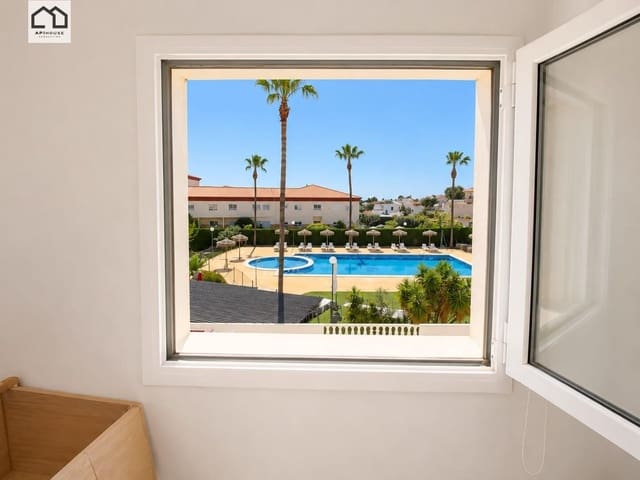 3 Zimmer Firma/Unternehmen zu verkaufen in Blue Lagoon mit Pool Garage - 375.000 € (Ref: 9702134)