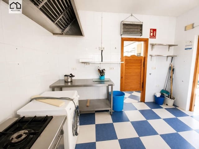 3 Zimmer Firma/Unternehmen zu verkaufen in Blue Lagoon mit Pool Garage - 375.000 € (Ref: 9702134)