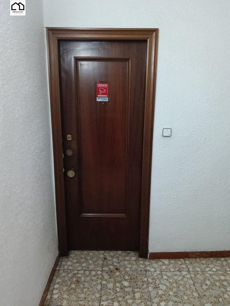 5 Zimmer Apartment zu verkaufen in Elche / Elx - 185.000 € (Ref: 9726857)