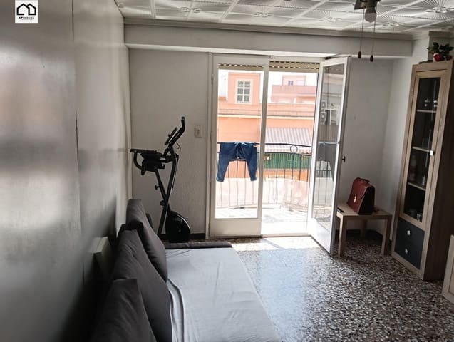 5 quarto Apartamento para venda em Elche / Elx - 185 000 € (Ref: 9726857)