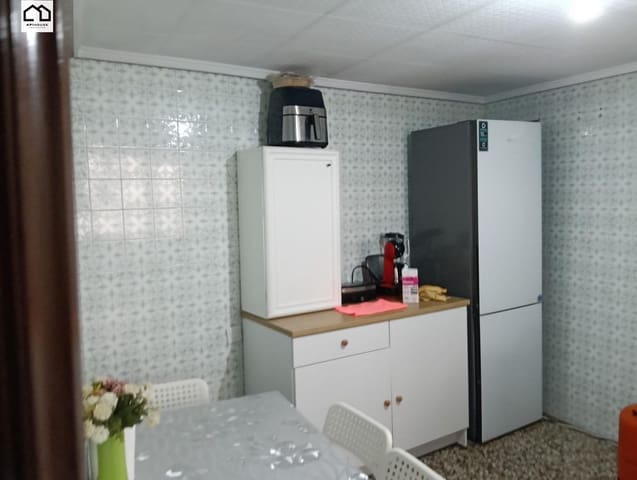 5 quarto Apartamento para venda em Elche / Elx - 185 000 € (Ref: 9726857)