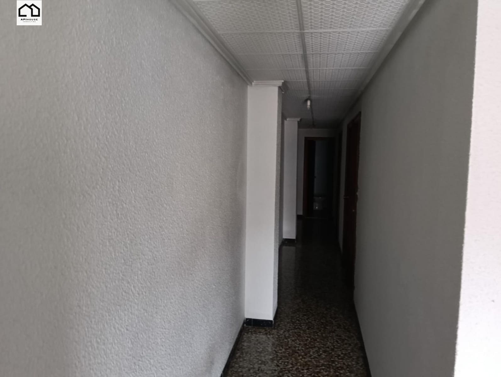 5 Zimmer Apartment zu verkaufen in Elche / Elx - 185.000 € (Ref: 9726857)