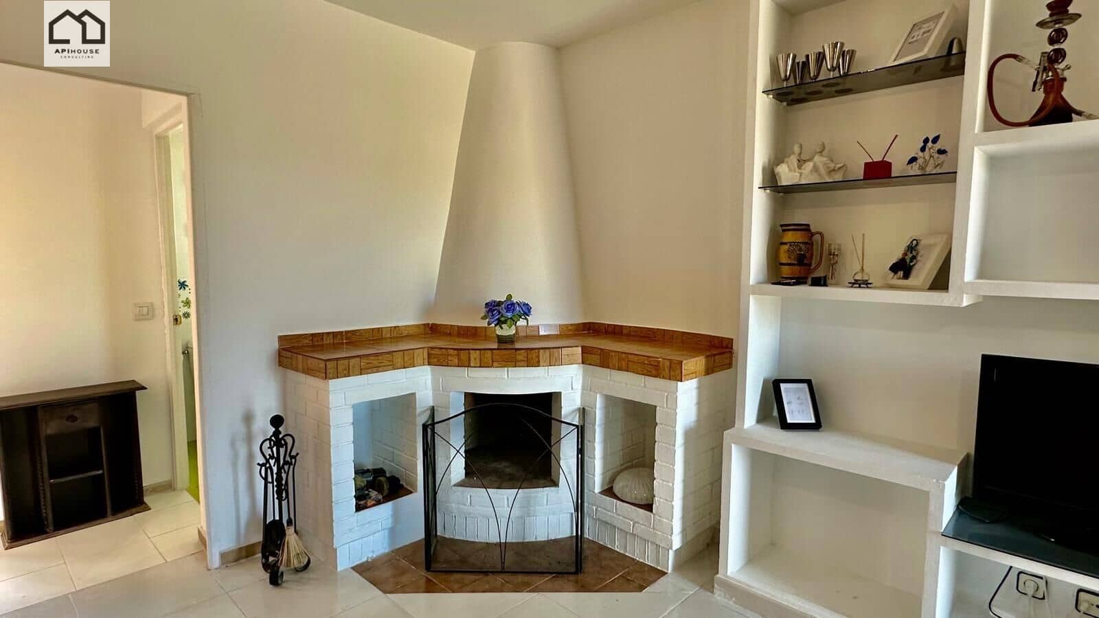 2 bedroom Villa for sale in El Casar de Escalona with pool - € 125,900 (Ref: 9752288)