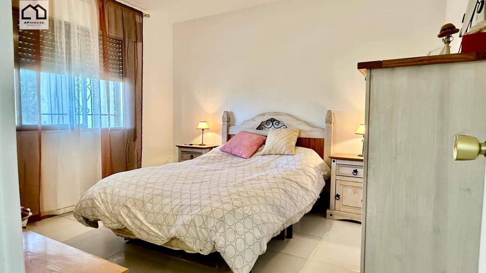 2 bedroom Villa for sale in El Casar de Escalona with pool - € 125,900 (Ref: 9752288)