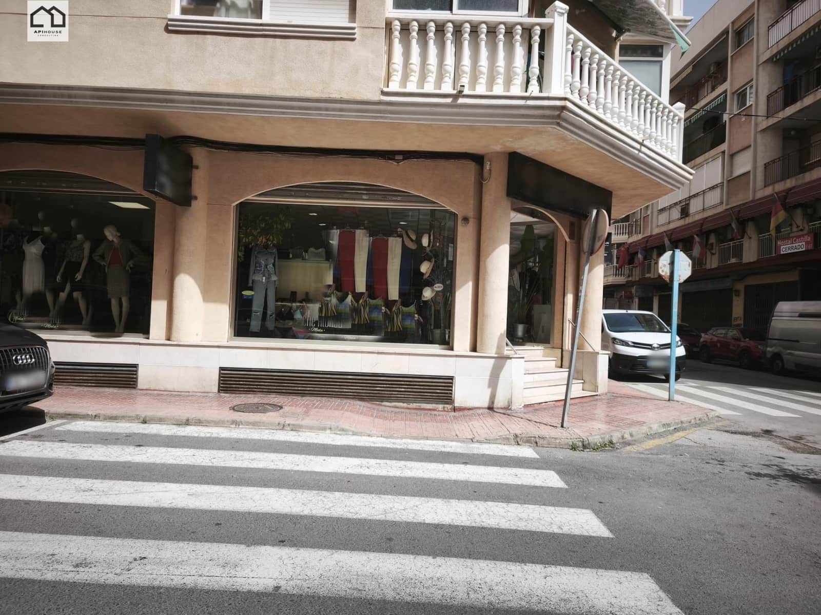 Bedrift til salgs i Torrevieja - € 273 000 (Ref: 9778369)