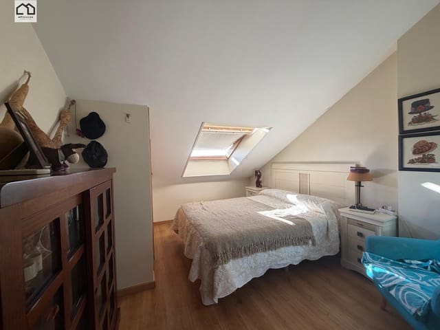 2 soverom Penthouse til salgs i Quismondo - € 99 999 (Ref: 9788575)