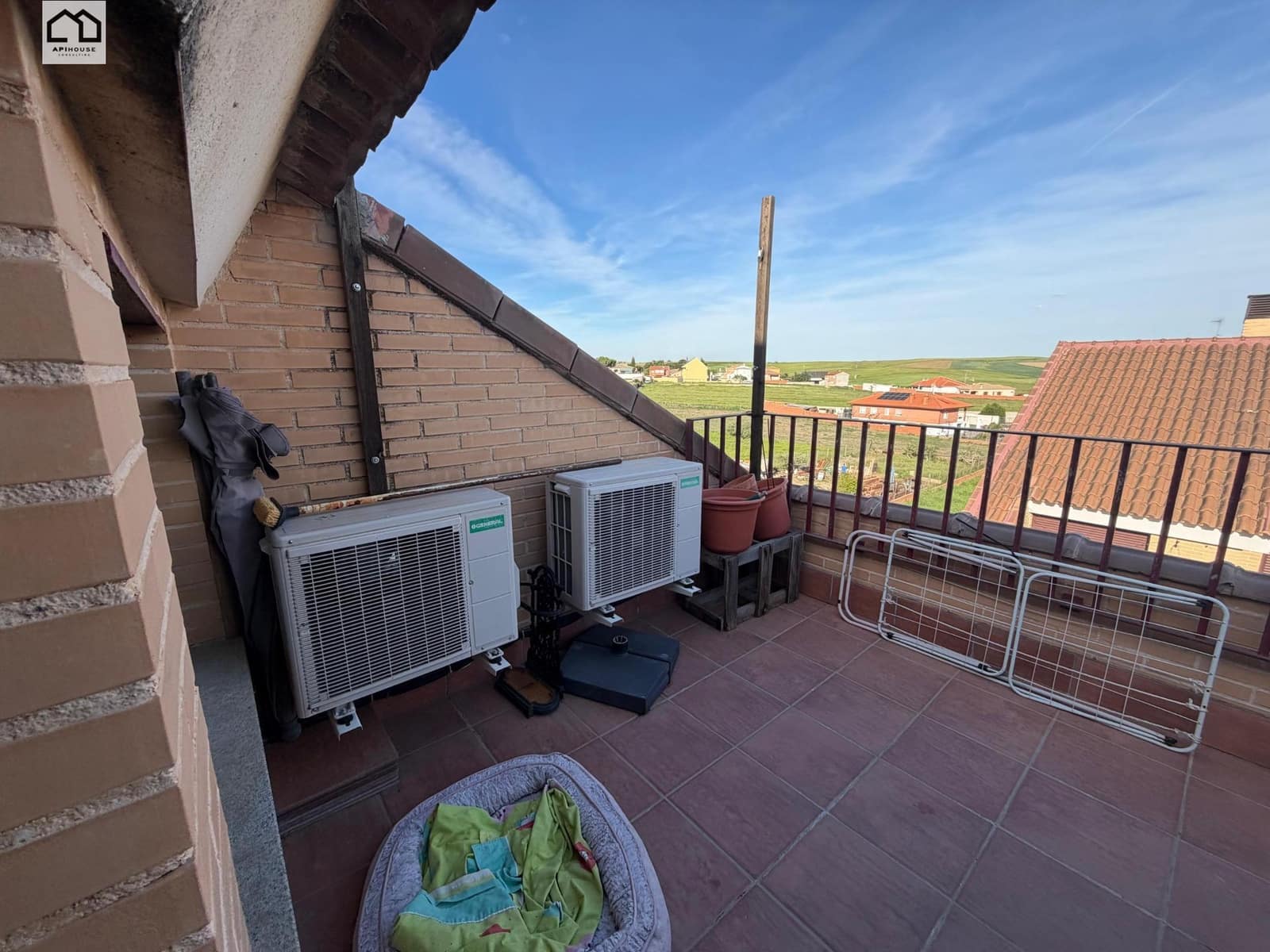 2 bedroom Penthouse for sale in Quismondo - € 99,999 (Ref: 9788575)