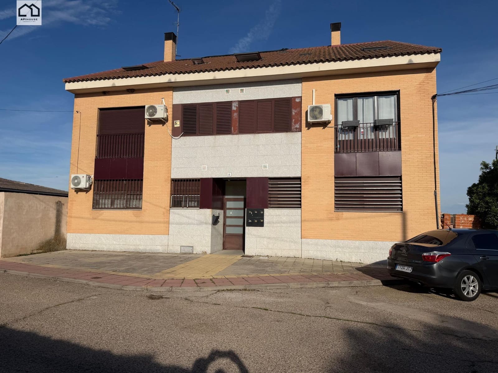 2 bedroom Penthouse for sale in Quismondo - € 99,999 (Ref: 9788575)