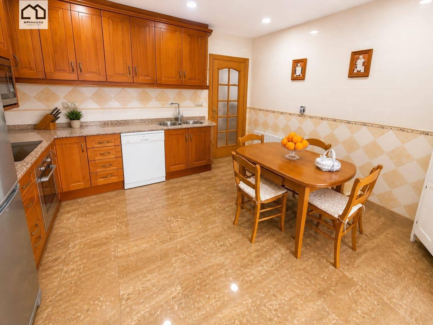 5 bedroom Villa for sale in Almoradi with pool garage - € 1,010,000 (Ref: 9820413)