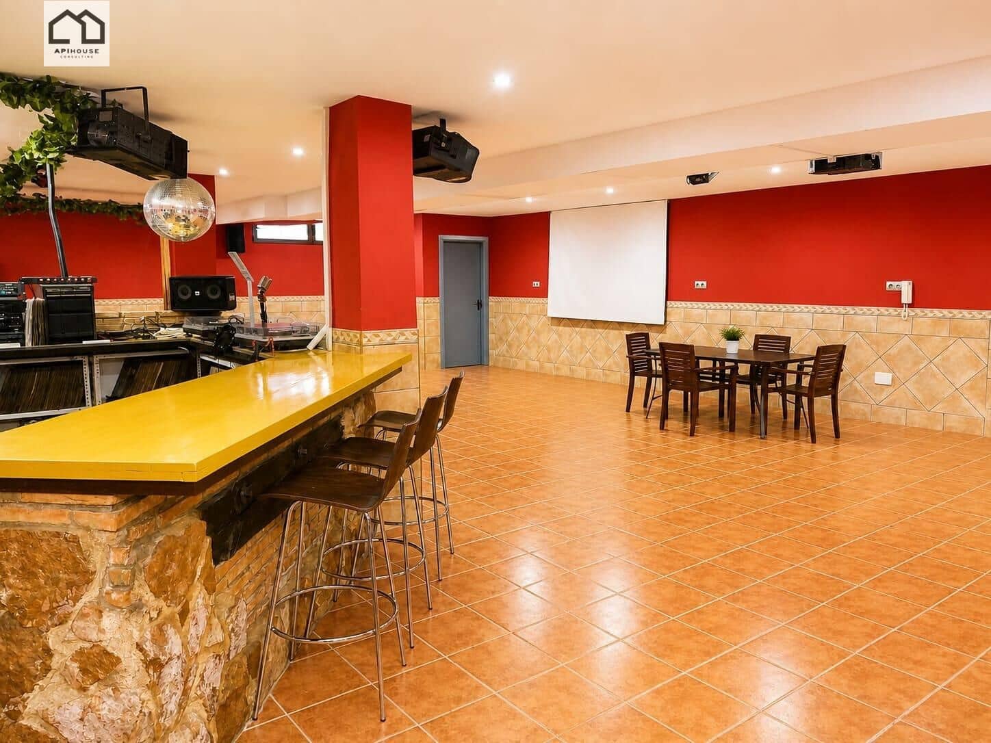 5 bedroom Villa for sale in Almoradi with pool garage - € 1,010,000 (Ref: 9820413)