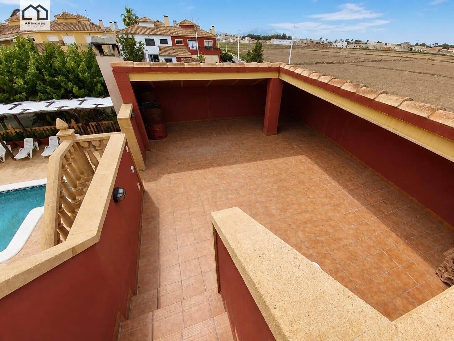 5 bedroom Villa for sale in Almoradi with pool garage - € 1,010,000 (Ref: 9820413)