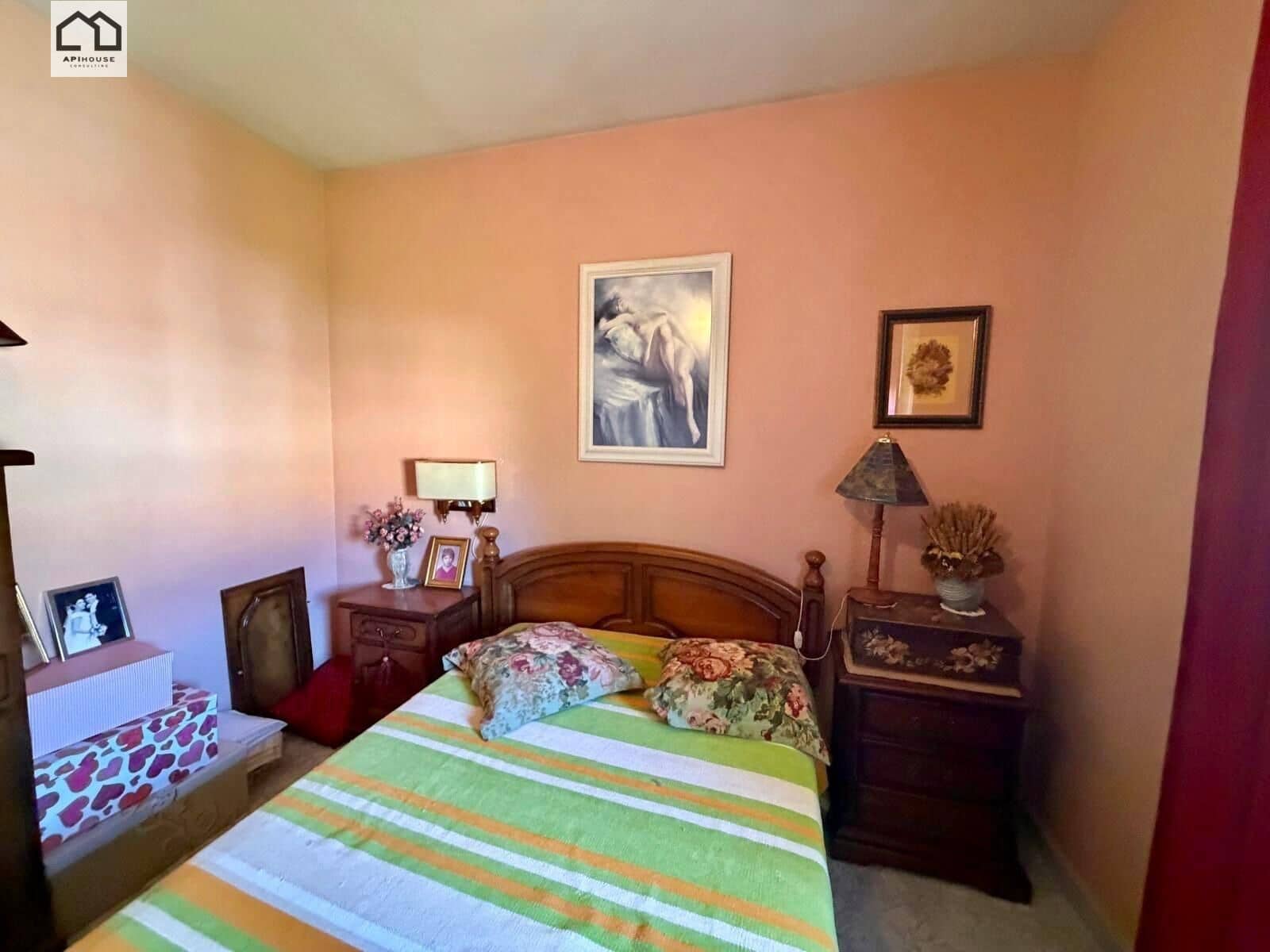 4 bedroom Villa for sale in Numancia de la Sagra with garage - € 274,999 (Ref: 9829378)