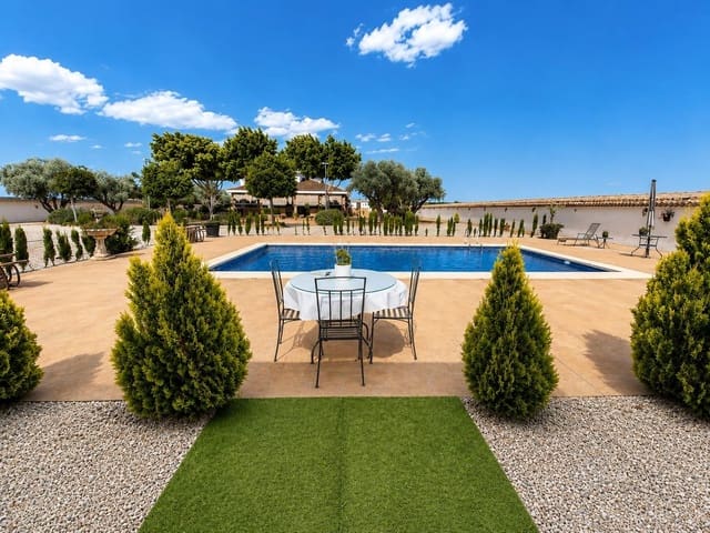 8 soveværelse Finca/Landehus til salg i Dolores med swimmingpool garage - € 1.450.000 (Ref: 9849657)