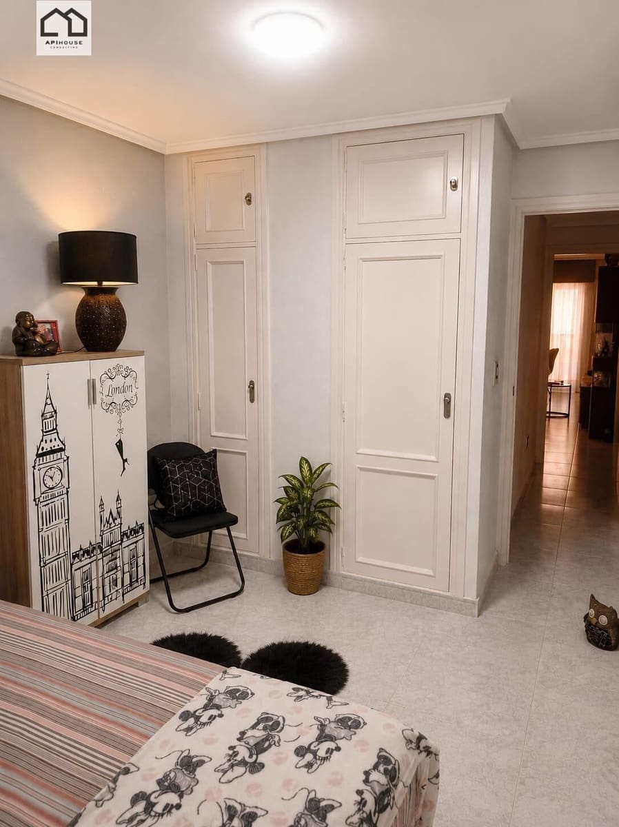 3 soveværelse Lejlighed til salg i Torrevieja - € 195.000 (Ref: 9851964)