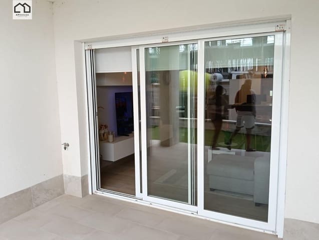 2 quarto Bungalow para venda em El Raso, Guardamar del Segura com piscina - 345 000 € (Ref: 9855705)