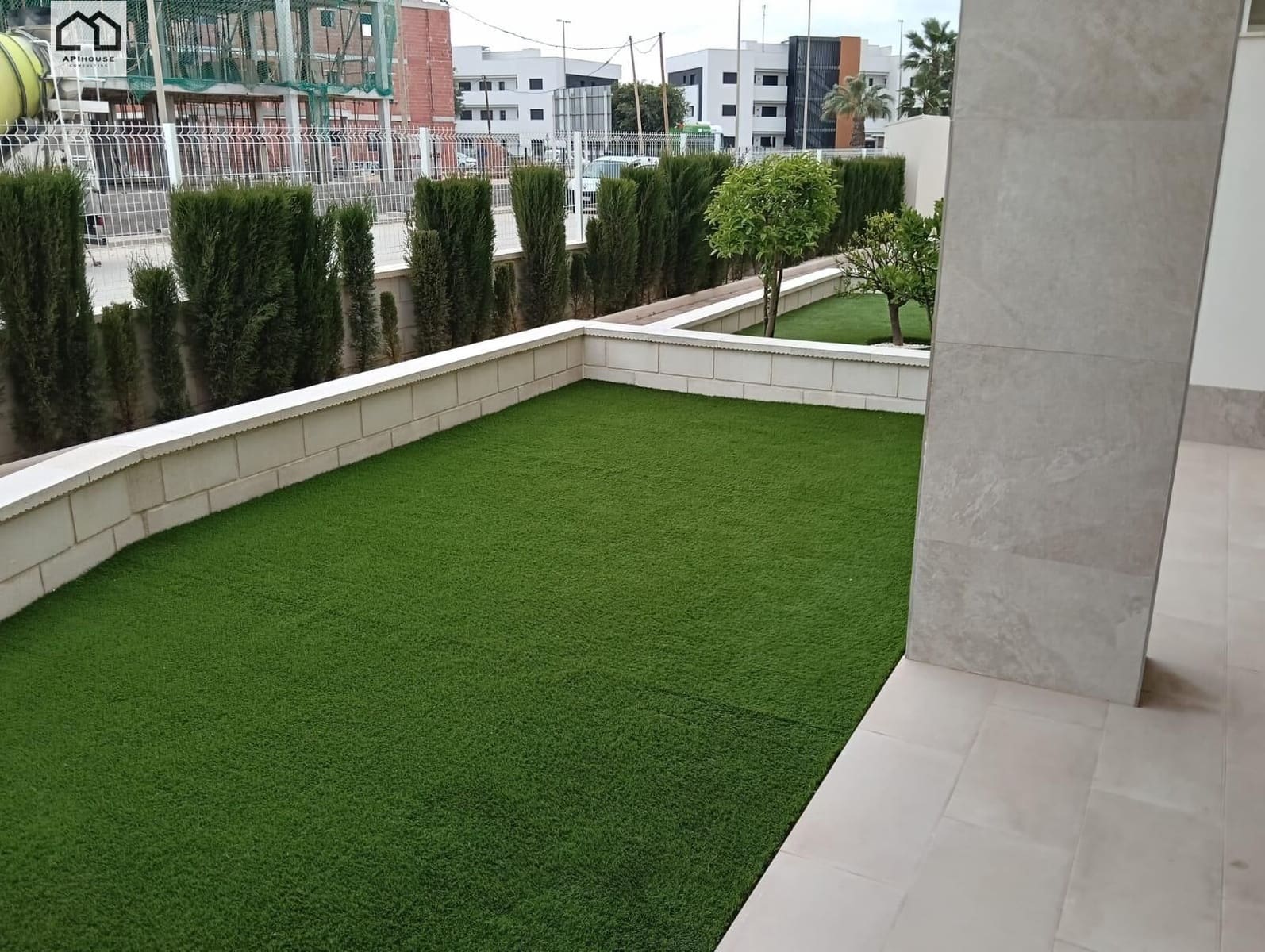 2 quarto Bungalow para venda em El Raso com piscina - 345 000 € (Ref: 9855705)