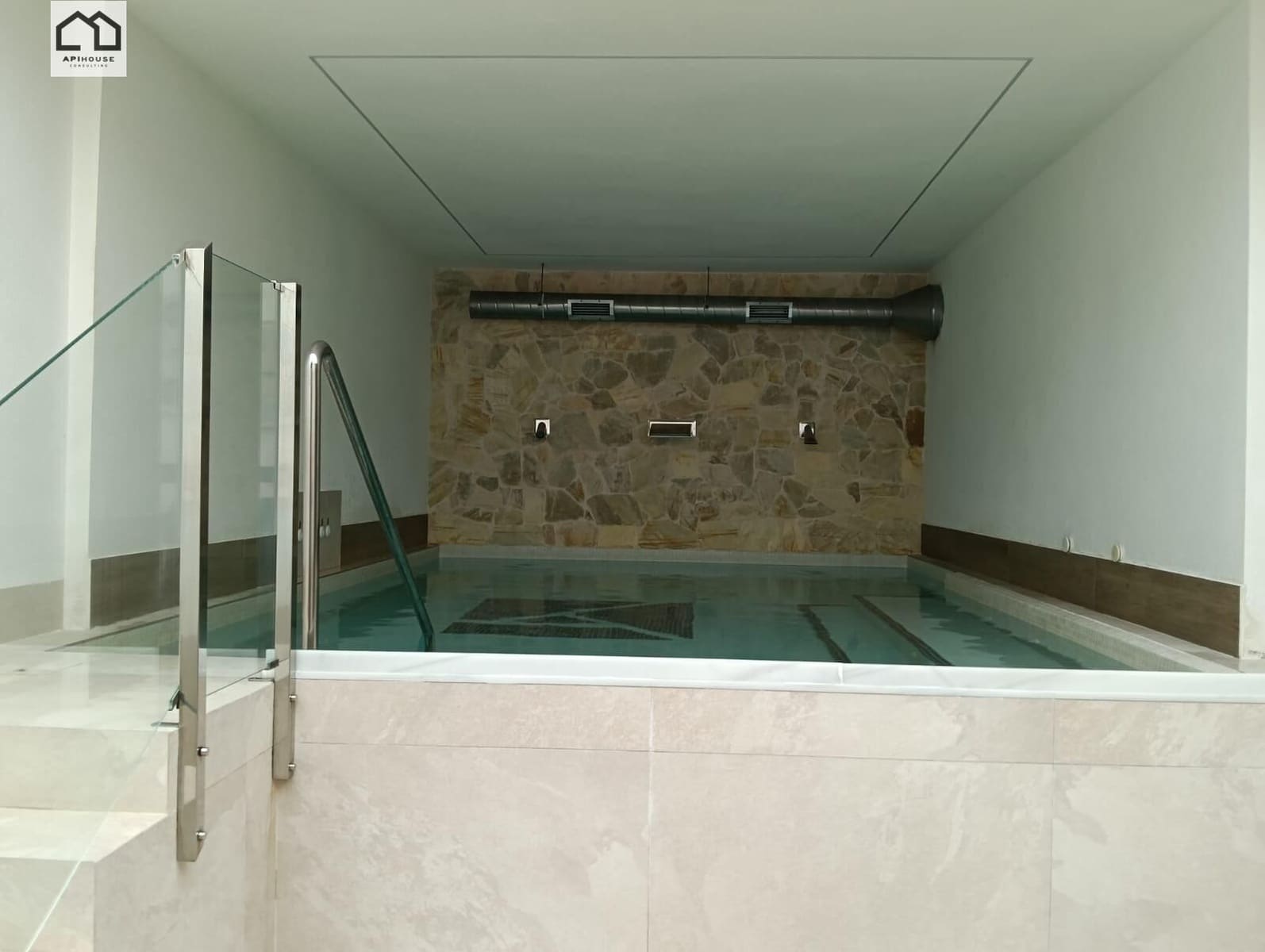 2 quarto Bungalow para venda em El Raso com piscina - 345 000 € (Ref: 9855705)