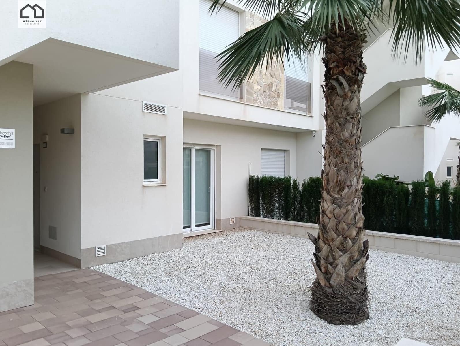 2 quarto Bungalow para venda em El Raso com piscina - 345 000 € (Ref: 9855705)