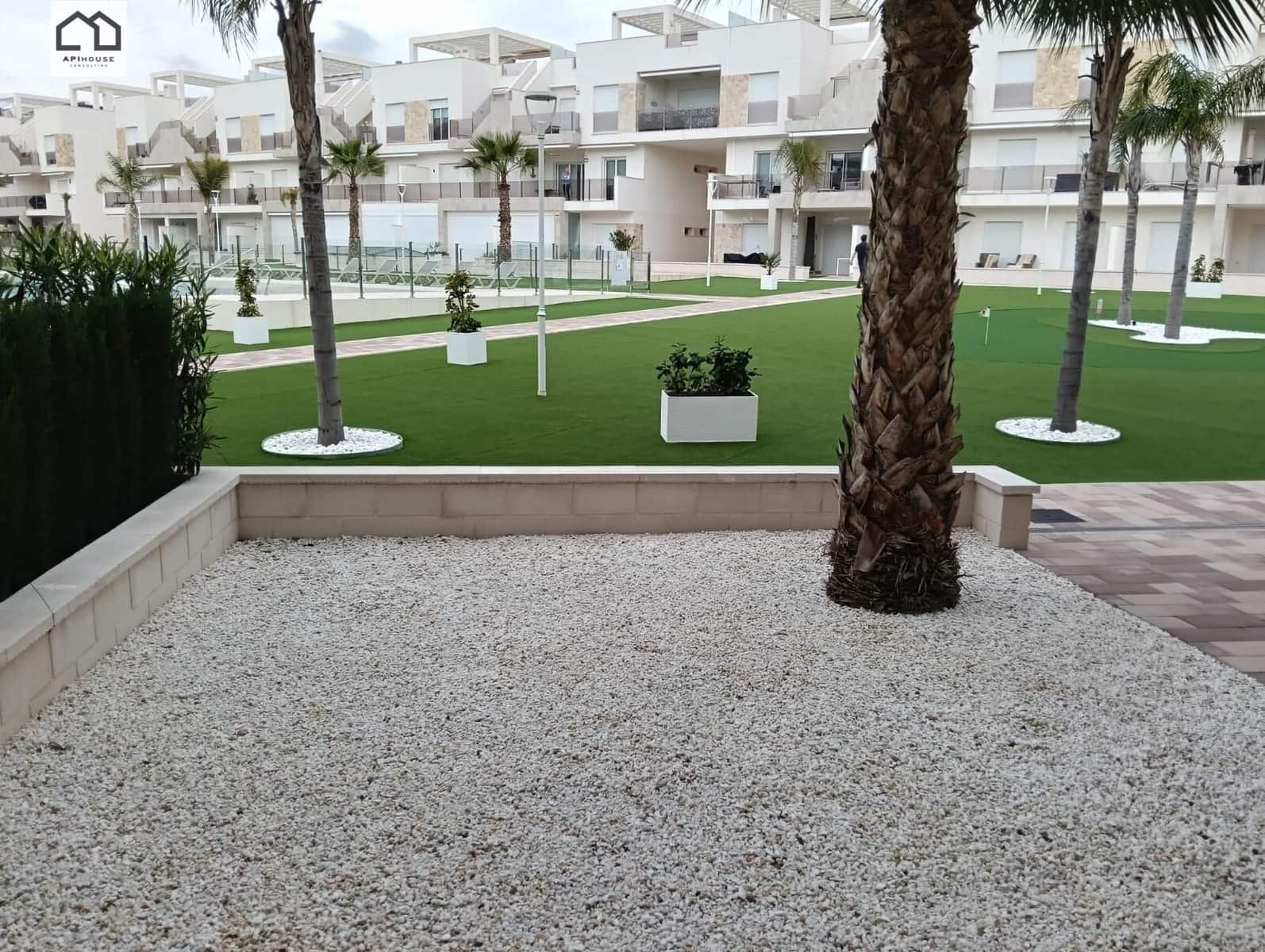 2 quarto Bungalow para venda em El Raso com piscina - 345 000 € (Ref: 9855705)