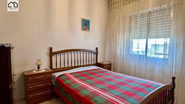 6 bedroom Townhouse for sale in Almorox - € 109,999 (Ref: 9867158)