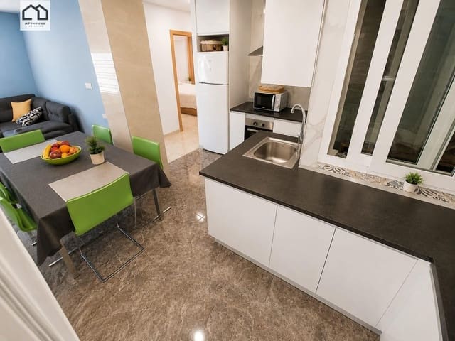 2 soveværelse Villa til salg i Playa de los Náufragos, Torrevieja - € 161.000 (Ref: 9868835)