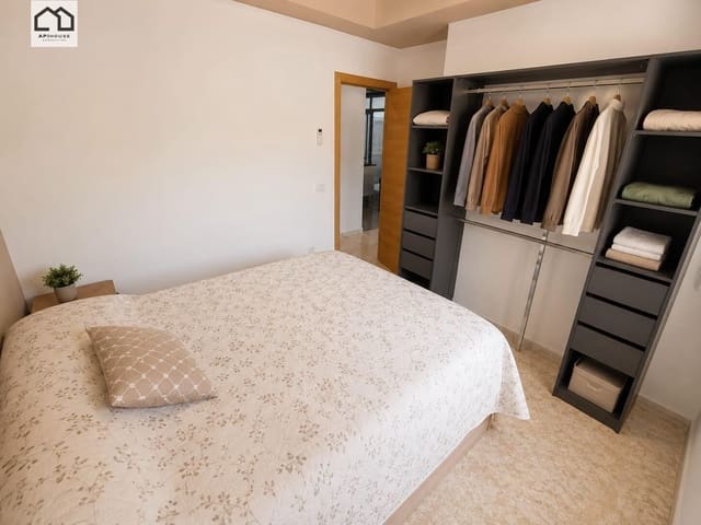 2 soveværelse Villa til salg i Playa de los Náufragos, Torrevieja - € 161.000 (Ref: 9868835)