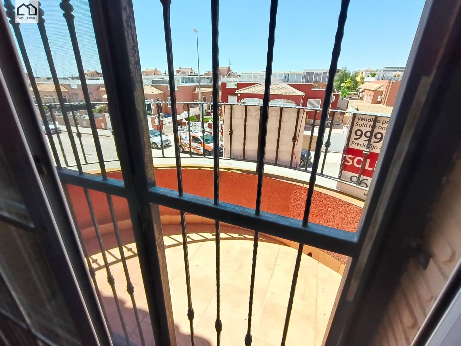 3 bedroom Villa for sale in Los Montesinos with pool - € 250,000 (Ref: 9873712)