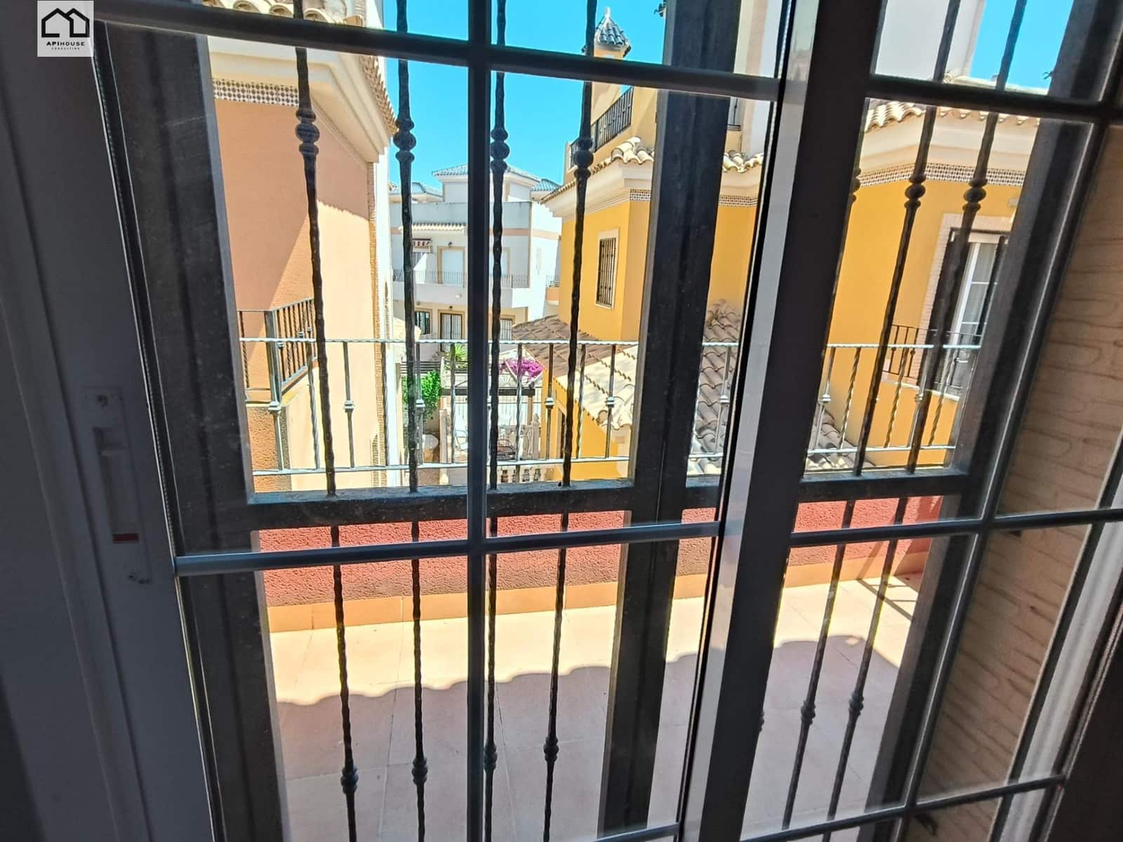 3 bedroom Villa for sale in Los Montesinos with pool - € 250,000 (Ref: 9873712)