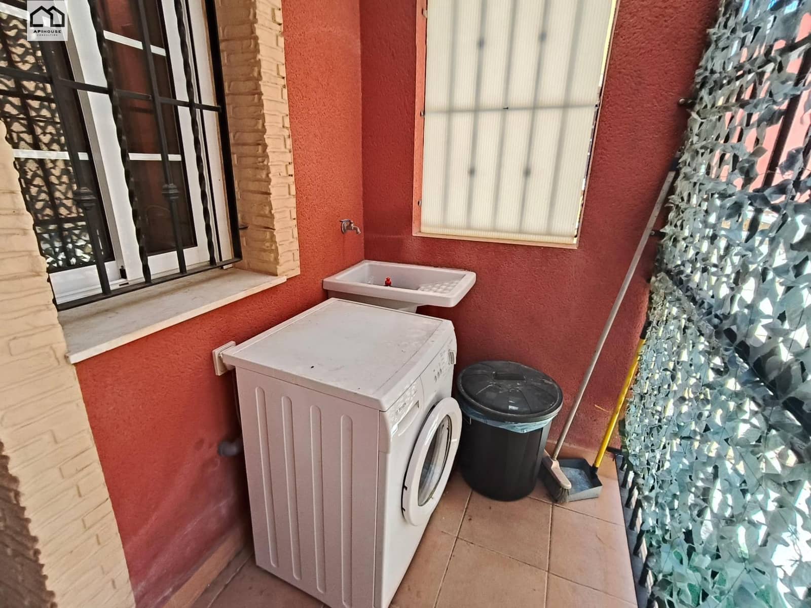 3 bedroom Villa for sale in Los Montesinos with pool - € 250,000 (Ref: 9873712)