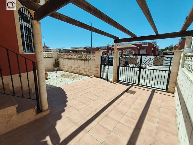 3 soverom Villa til salgs i Los Montesinos med svømmebasseng - € 250 000 (Ref: 9873712)