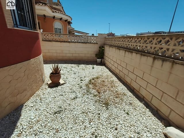 3 soverom Villa til salgs i Los Montesinos med svømmebasseng - € 250 000 (Ref: 9873712)