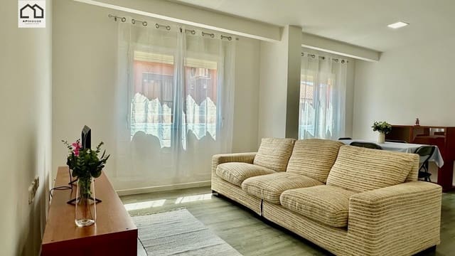 Piso de 2 habitaciones en Santa Olalla en alquiler - 600 € (Ref: 9876685)