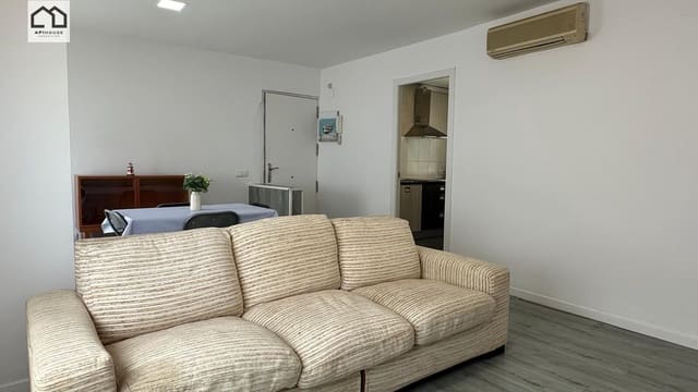 Piso de 2 habitaciones en Santa Olalla en alquiler - 600 € (Ref: 9876685)