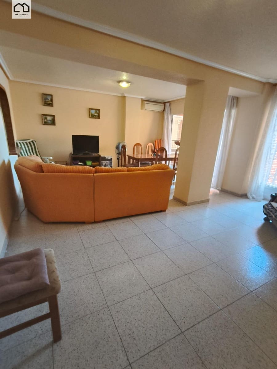 3 slaapkamer Flat te koop in Torrevieja met garage - € 260.000 (Ref: 9920626)