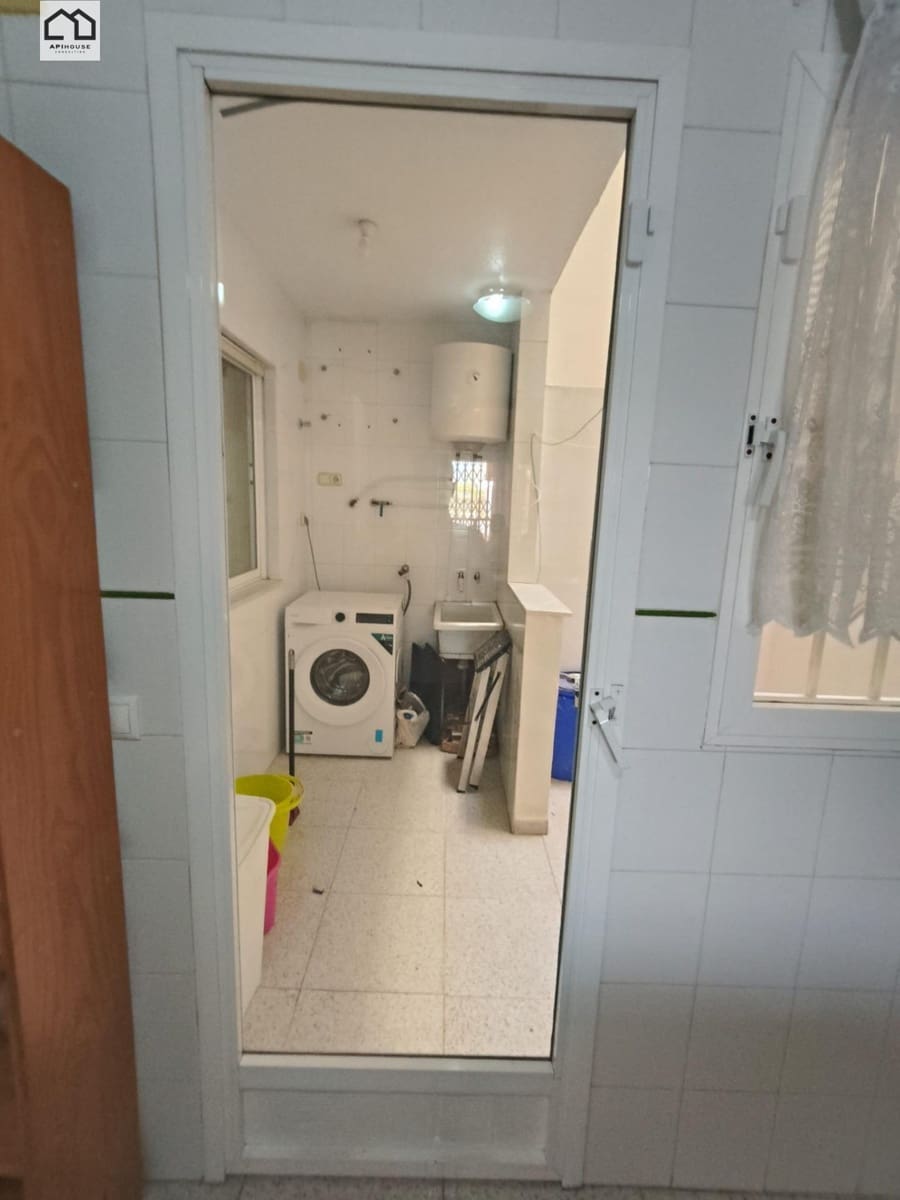 3 slaapkamer Flat te koop in Torrevieja met garage - € 260.000 (Ref: 9920626)